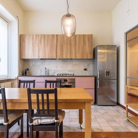 Colored And Spacious Flat Close To Navigli By Easylife Milan Bagian luar foto